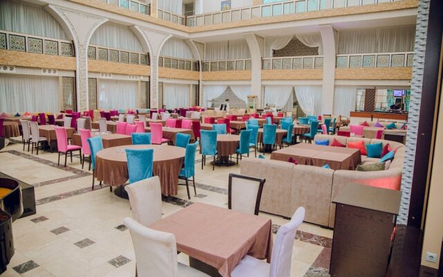 Royal Vista Hotel