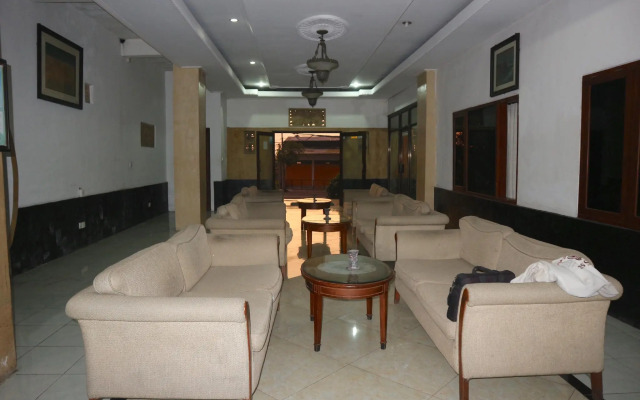 Oyo 1054 Bayak Bali Hotel