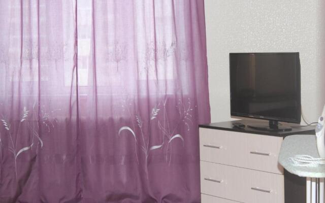 Bonzhur Apartment 4