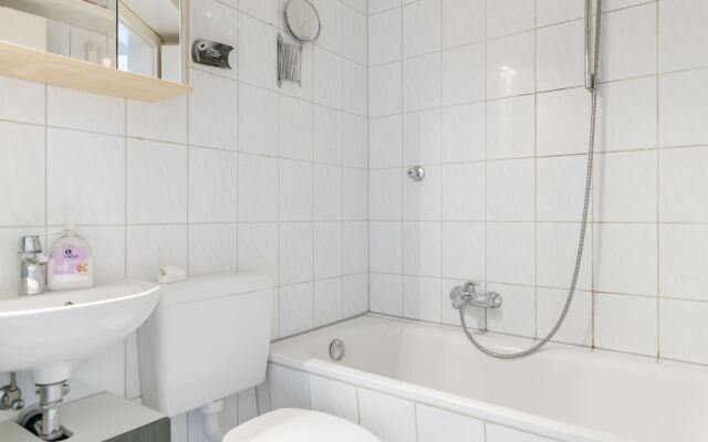 Private Apartment Vahrenwalder Straße