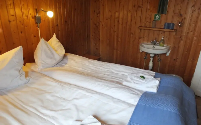 Guesthouse Neðra-Vatnshorn