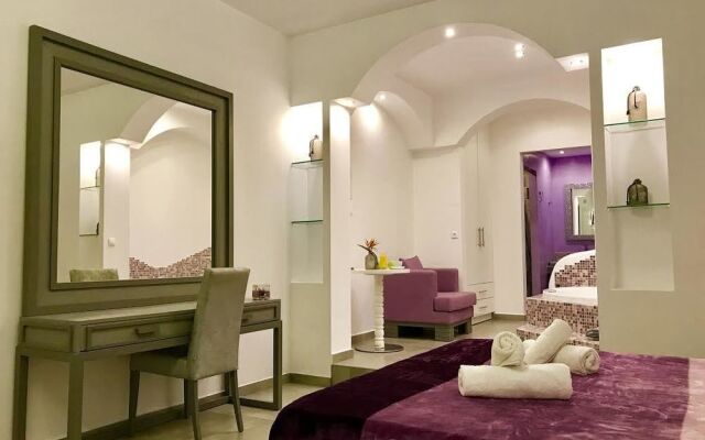 Queen Boutique Suites
