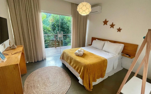 Casa c/ Piscina Privativa, 3 Suítes Sala integrada