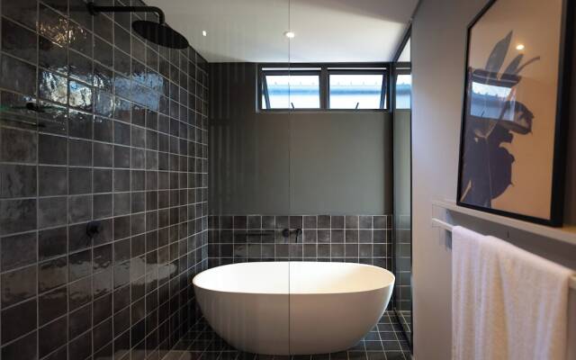 The Woods Luxury Homes - Elaleni Estate