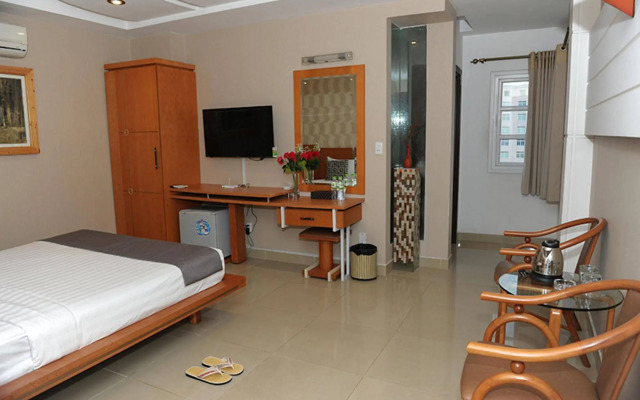 Thuy Sakura Hotel & Serviced Apartment