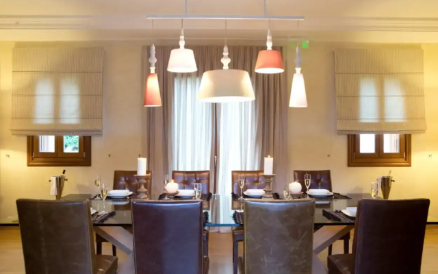 Villa Veneziano – Suites & Villa.