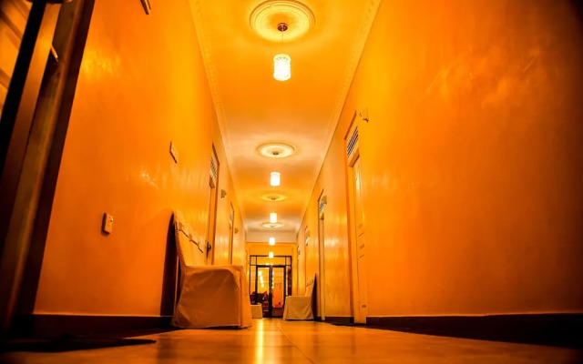 Sri Krishna Bhavan Hotel