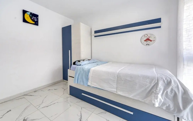 Apartment With Barbecque