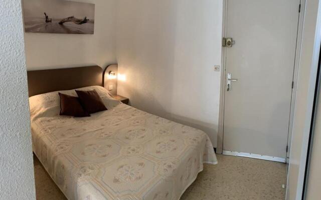 Appartement Balaruc-les-Bains, 1 pièce, 2 personnes - FR-1-571-6