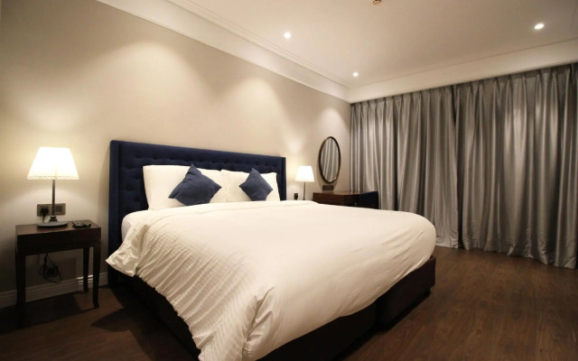 Neo Classic Condo