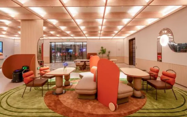 Orange Huzhou Dongwu Yintai City Hotel