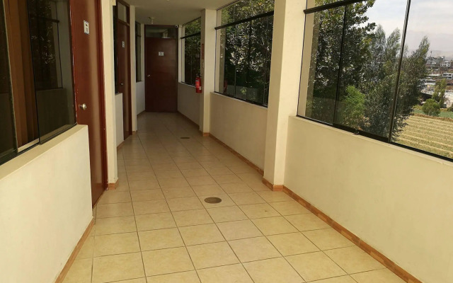 Casa Mores Inn