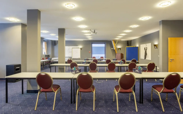 SL'otel im Parforcehaus