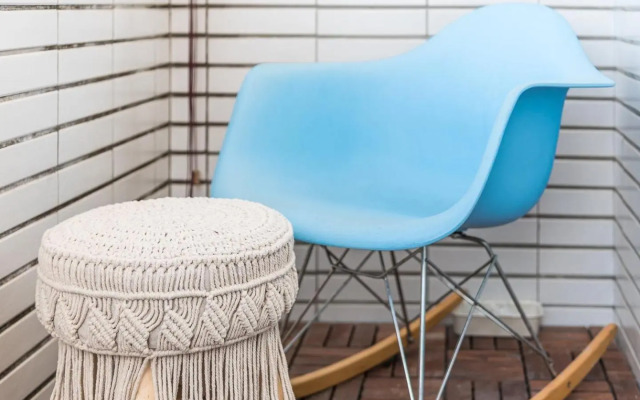 Guestready - Red Stripes