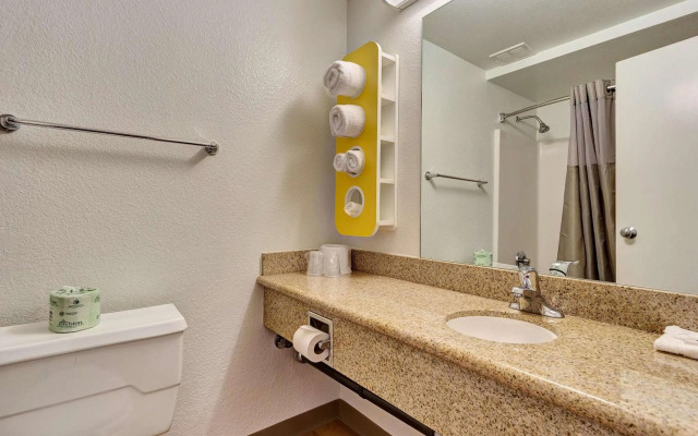 Motel 6 Belmont, CA - San Francisco - Redwood City