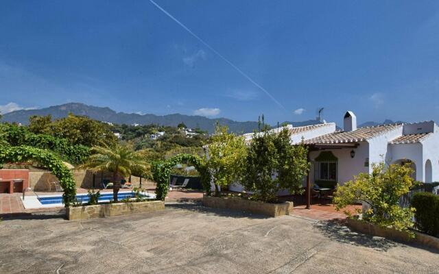 Rustic Villa in Lopera with Terrace