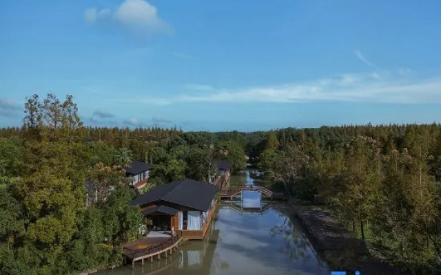 Mulin Riverside Hotel