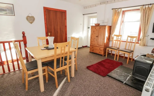3 Kirminnoch Cottages