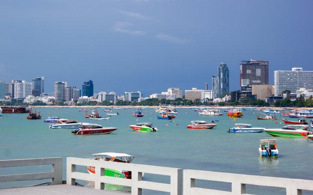 Holiday Inn Express Pattaya Central, an IHG Hotel