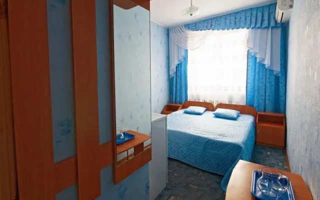 YUzhnyj raj