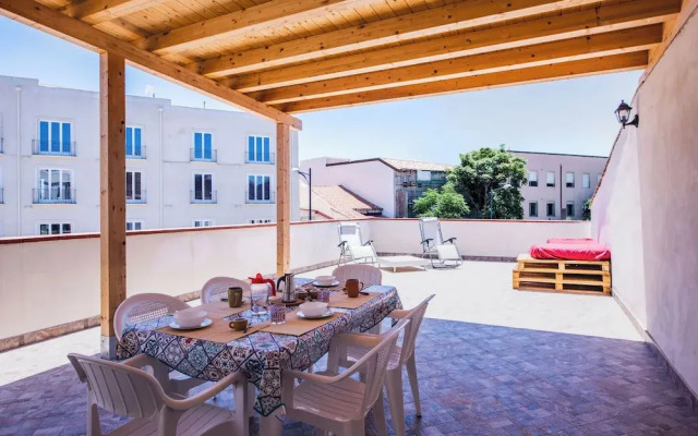 Ibiscus Apartment with Terrace