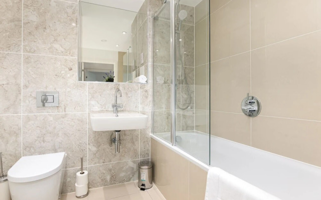 London Riverview - Canary Wharf - Excel