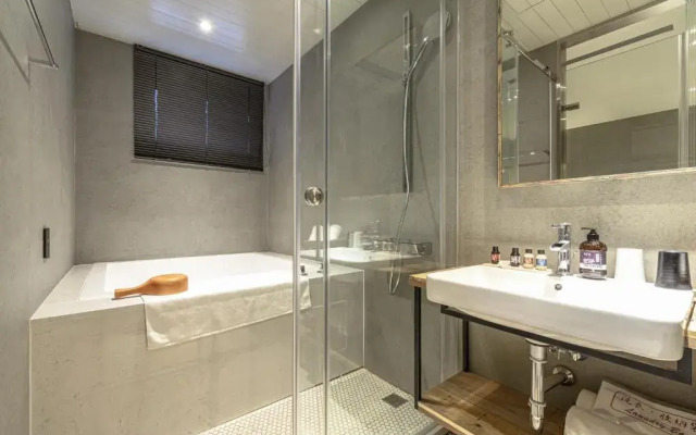 Yunoyado Onsen Hotspring Hotel Deyang