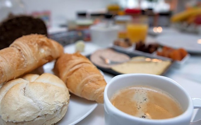 VEGAN, PLANT BASED b&b central Bruges