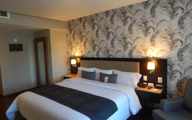 Plaza Diana Hotel