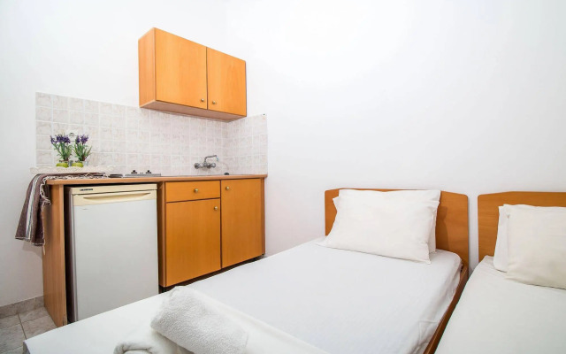Kiras Studios