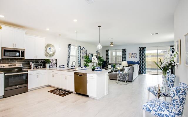 9 Bdrm Champions Gate Villa