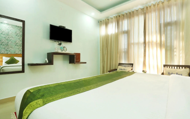 Treebo Roshan House With Valley View