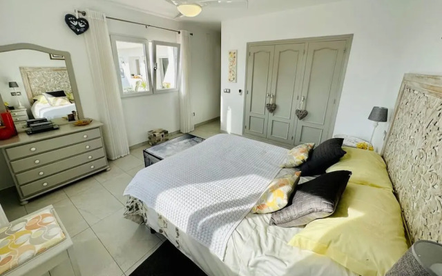 Incredible Views Villa With Private Pool