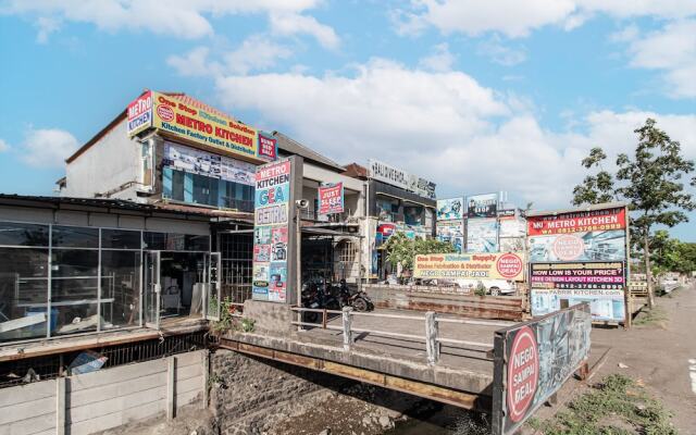 OYO 93433 Bunk Bed Bali