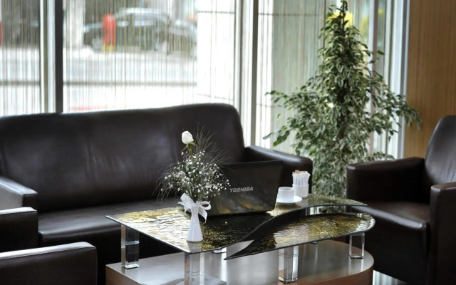 Rhiss Hotel Bostanci