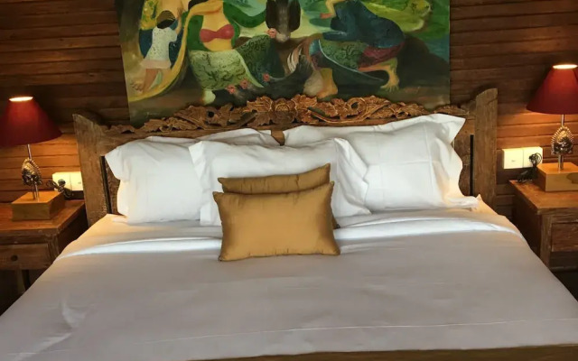 The Jungle Villa