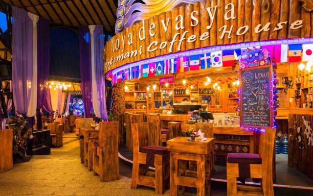 Hiker's Camp at Toya Devasya
