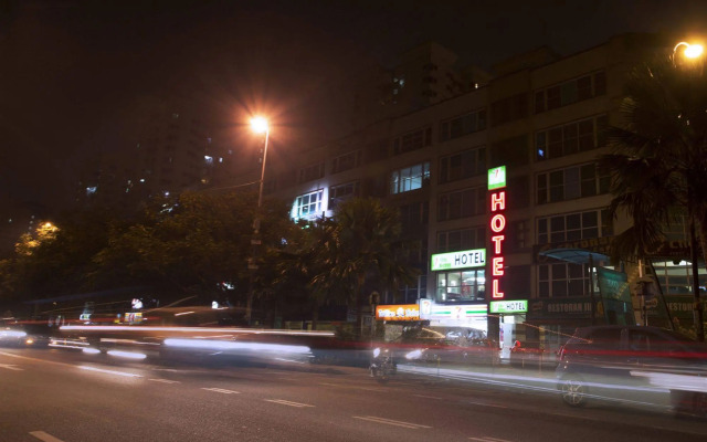 One Avenue Hotel