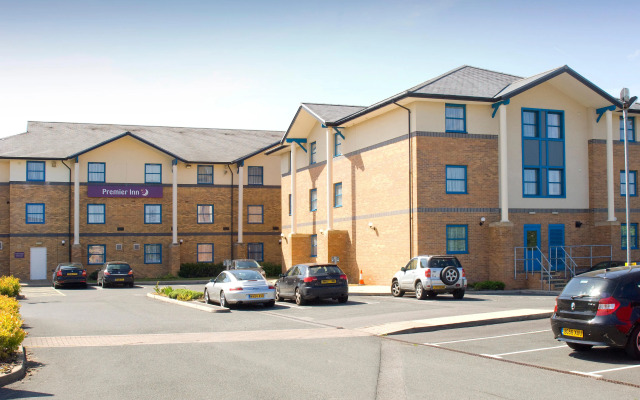 Premier Inn Wolverhampton North