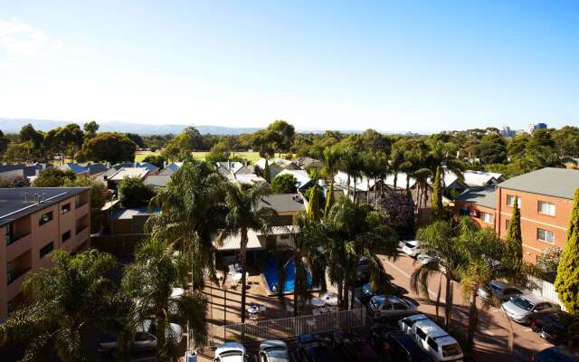 Comfort Hotel Adelaide Meridien