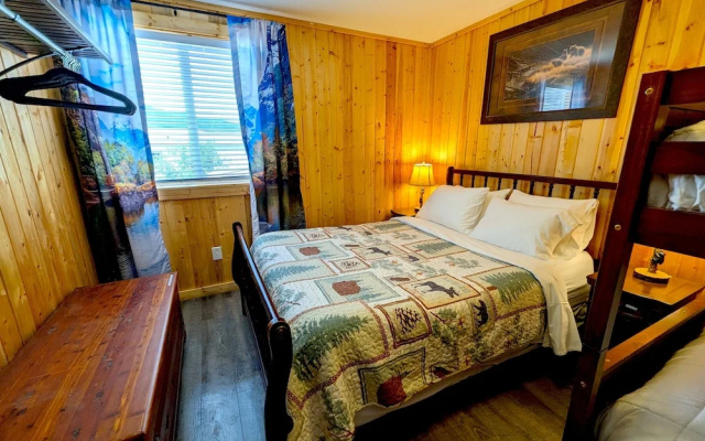 Yellowstone's Treasure Cabins