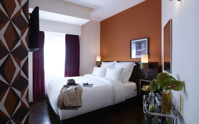 Brown Acropol Hotel