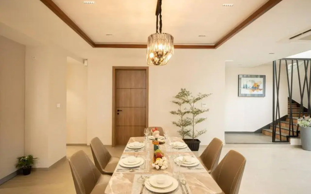 Cloud7 Waves Luxury 4 BHK Villa by Elivaas