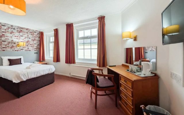 Oriel Hotel