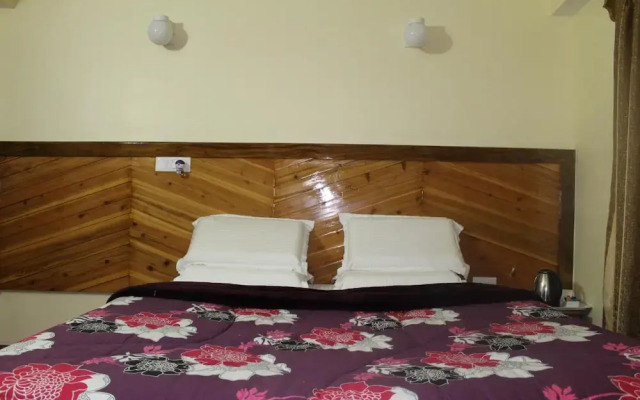Hotel White Yak