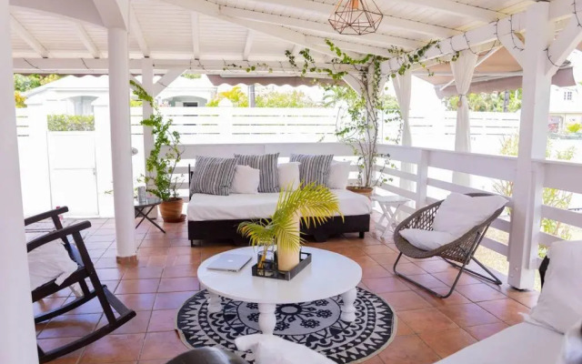 Villa Marie - au centre de l'ile - 5 min de Jarry