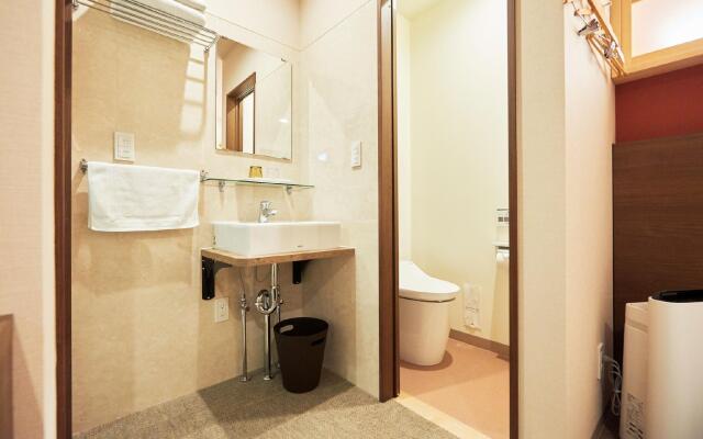 Hotel KAN-RAKU Saitama Honjo-Waseda Hinoki No Yakata