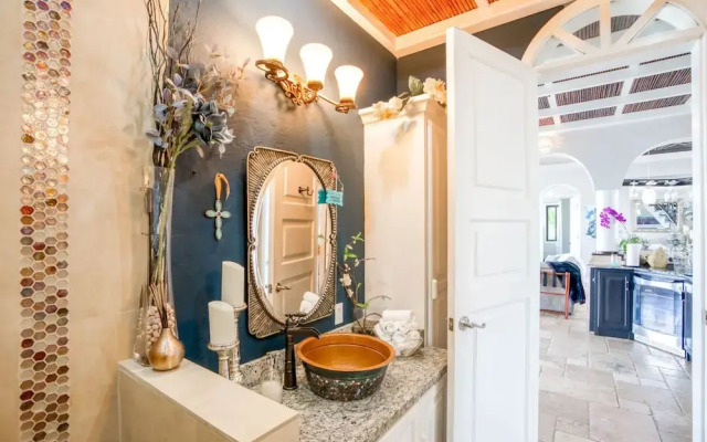 Luxury Oceanfront Villa w 2 Pools Beach Pier