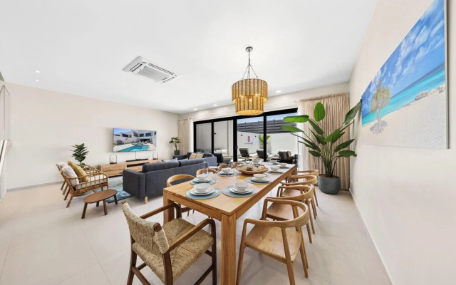Catalina Residence Apt 3 - L.g. Smith Boulevard 546-j