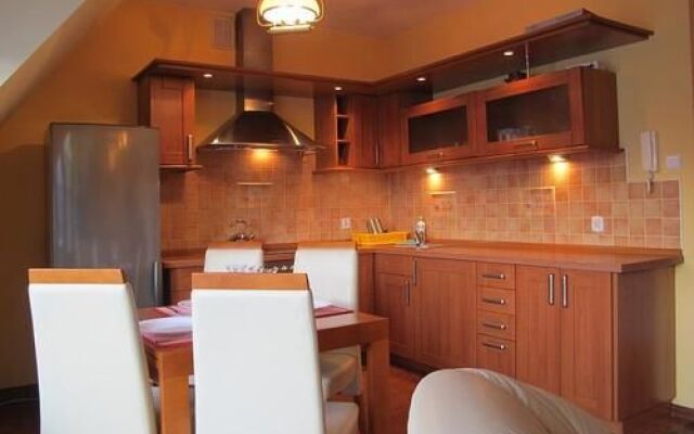 Apartament Za Strugiem